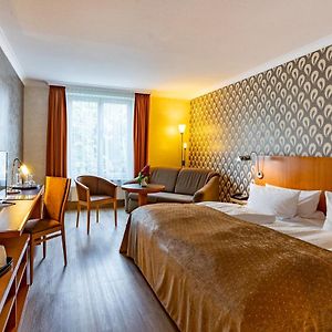 Standard Zimmer mit Kingsize-Bett